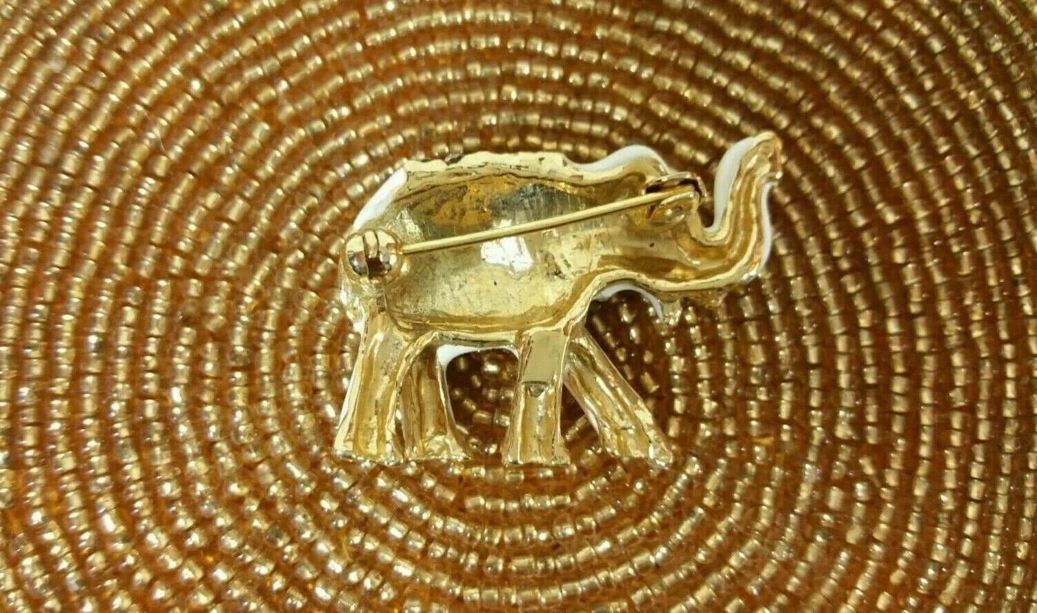 Unbranded Vintage Gold Tone Elephant White Enamel Rhinestone Figural Brooch Pin  Item image 2