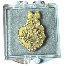 Vintage Enesco Precious Moments Collectors Club Angel Pin Gold Colored L... - $9.75