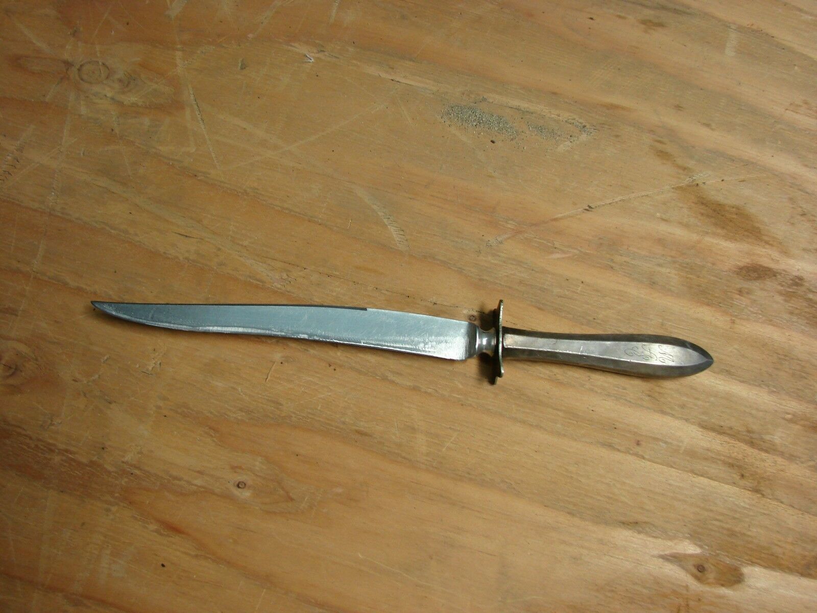 Community silver plate slicing knife vintage 9&quot; blade 14-1/2&quot; overall  - $4.95