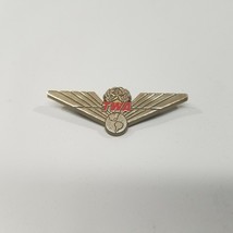 Vintage Stoffel TWA Pilot Wings Uniform Silver Color Plastic 2&quot; Pin Tuckahoe, NY - £17.73 GBP