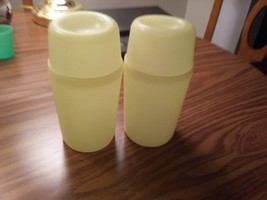 vintage tupperware quik shake Vacu Mixer from the Millionaire  line - $23.74