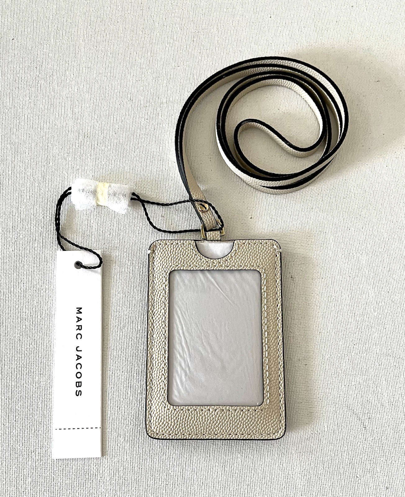 New Marc Jacobs Lanyard ID Holder Marshmallow Item image 2