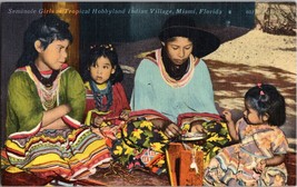 Vtg Postcard, Seminole Girls at Tropical Hobbyland Indian Village, Miami Fla. - £5.32 GBP