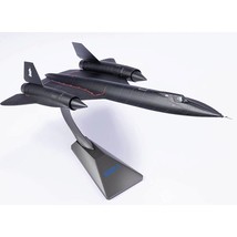 SR-71  Blackbird &quot;Dennis the Menace&quot; 17974 Tail - USAF  1/72 Scale Diecast Model - £116.80 GBP