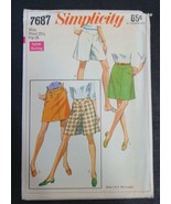 Vtg Simplicity Sewing Pattern 7687 Skirt Pant skirt Waist 24 Uncut 1968 - $12.34 CAD