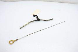 00-05 TOYOTA CELICA GT ENGINE OIL DIPSTICK W/ TUBE E0489 image 6