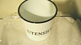 Utensil Holder in white metal image 3