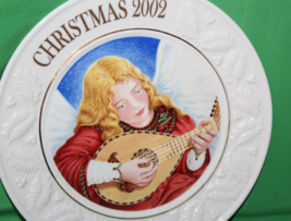 Belleek Gifts Of Christmas Bernie Keaney 2002 Ireland Angel Of Harmony  Plate - £47.47 GBP