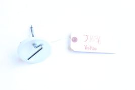 2005-2011 VOLVO S40 V50 TIE DOWN CENTER CAP J1636 image 7