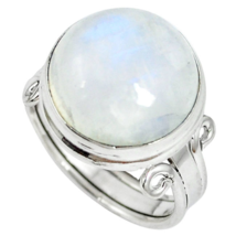 Beautiful Moonstone Ring, Size 8 US, 925 Silver, Handmade - £25.06 GBP