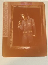 Elvis Presley Vintage Candid Photo Picture Of Elvis Painting EP4 - £6.69 GBP