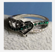 SILVER HEART GREEN RHINESTONE COCKTAIL RING SIZE 5 6 7 8 9 10 - £31.59 GBP
