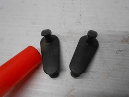 2007 Toyota Prius Front Left LH Driver Mat Holders - $23.99