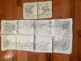 Vintage Emboidery Flower Linen Table Runner set #2 - $19.01