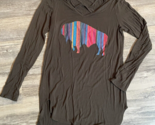 Boutique Style Buffalo Graphic Green Rainbow Shirt Top Zutter USA Women&#39;... - £7.75 GBP