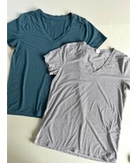 BUNDLE 2 GapFit Sz L Shirt V Neck Stretch Pullover Casual Blouse Top - $336.19 MXN