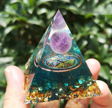 Natural Orgonite Pyramid Reiki Amethyst Energy Healing Chakra Meditation... - $11.99