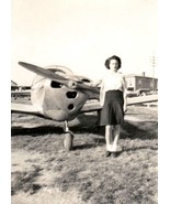1930s Photograph Young Lady With A Propeller Plan - $375.30 MXN