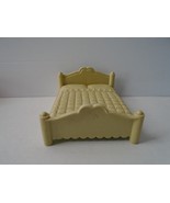 Vintage Little Tikes Dollhouse Bed.  Very Good Condition. Fast Shipping - £10.20 GBP