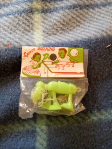 Vintage SPACE WALKING DOG Green sealed novelty plastic toy #818 - $8.59