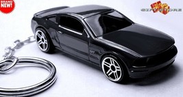 Rare Key Chain Black 2005 2006 2007 2008 Ford Mustang Gt Custom Limited Edition - $48.98