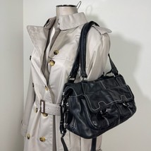 Banana Republic Black Leather Shoulder Bag Contrasting Stitch Detail - $1,490.36 MXN