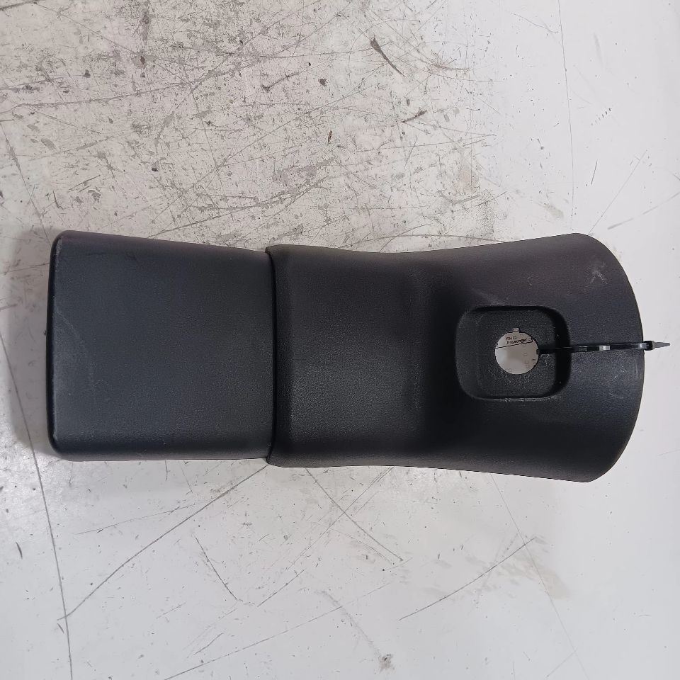 2018 Fiat 500 Center Console Rear End Cap Trim Cover  - $43.94