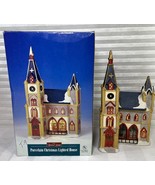 Christmas Delights Lighted Church Christmas Village Porcelain - $550.91 MXN