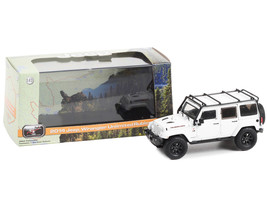 2014 Jeep Wrangler Unlimited Rubicon X Off-Road Bright White &quot;Jeep Official Badg - $30.89