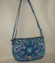 Vera Bradley Blue Island Medallion Crossbody Shoulder Bag Purse Twist Clasp - £11.31 GBP