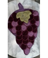 GRAPES POTHOLDER  KITCHEN WINE DECOR - $21.91 CAD