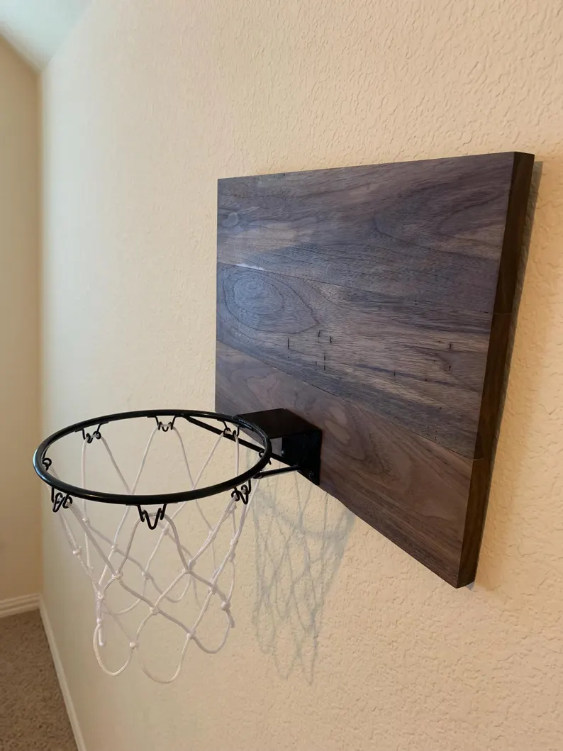 Basketball Hoop / Wall Hanging Miniature Hoop / Walnut Mini-Hoop With Ball - $1,843.84 MXN