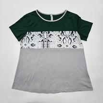 Tickled Teal Green Gray Animal Print Tshirt Tee XL Extra Large Blouse To... - £11.56 GBP