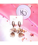 Elegant Gold Floral Drop Earrings - Fashion Jewelry for Women 70mm length - €23,28 EUR