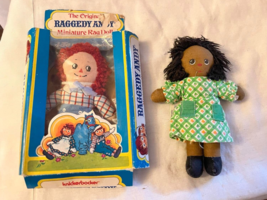 Vintage 6&quot; Beloved Belindy Cloth Doll 1974 + Raggedy Andy Knickerbocker - £16.39 GBP