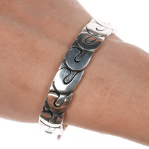 7&quot; Mexican Modernist sterling silver heavy bracelet - $183.15