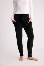 Pj Salvage Cozy &amp; Chic Feather Knit Banded Jogger Black - $527.72 MXN+