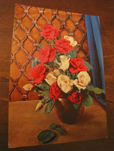 Postcard postcard vase of red and white roses in garani colors 2/9521/23... - $13.04