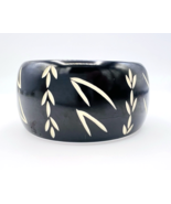 Vintage Carved Black White Wide Bangle Bracelet - $43.46 CAD