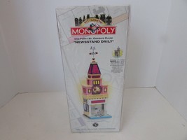 DEPT 56 13602 MONOPOLY ST CHARLES PLACE NEWSSTAND DAILY LIGHTED BUILDING... - $473.54 MXN
