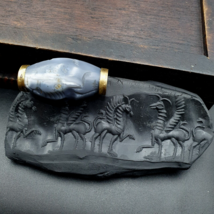 Antique Ancient Persian Chalcedony Agate Bead Mysterious Animals Intaglio - £139.24 GBP