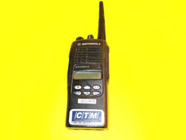 *DAMAGED KNOB* UNTESTED MOTOROLA HT1250-LS TWO-WAY PORTABLE HANDHELD RADIO - $46.02