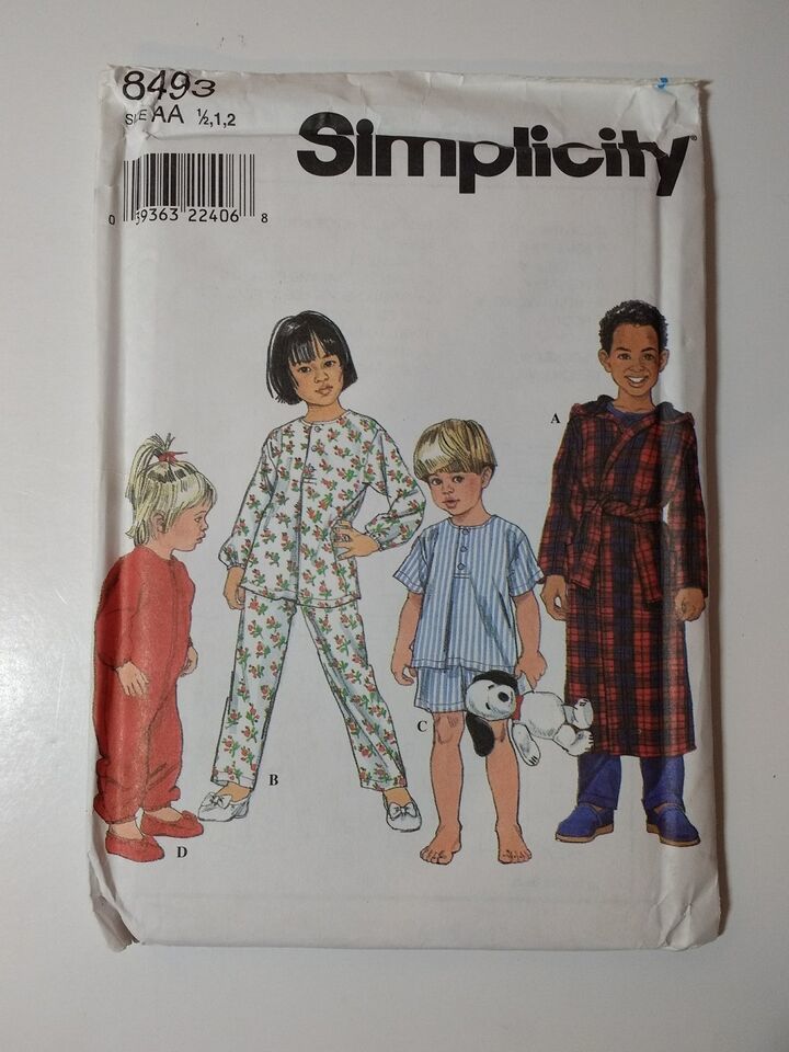 Simplicity 8493 Size 1/2-2 Toddlers' Sleepwear Robe Pajamas - $12.86