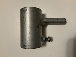 GALVANIZED HEAVY DUTY PIPE CONNECTOR FLAG HOLDER - £14.15 GBP