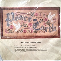Creative Circle Embroidery Kit 0922 New Sealed Pastel Peace on Earth Chr... - $18.61