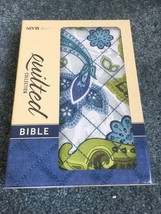 NIV COMPACT QUILTED COLLECTION BLUE PAISLEY RED LETTER 2011 - $13.75