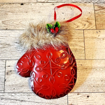 Red Mitten Christmas Ornament Metal with Fur Trim and Holly from Cracker Barrel - £11.90 GBP