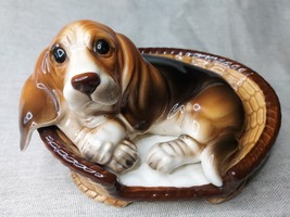 Vintage Porcelain Basset Hound In Wicker Dog Basket Ornament - £32.79 GBP