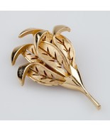 Trifari Gold-Plated Leaf Brooch! Nice Condition! - $146.33 CAD