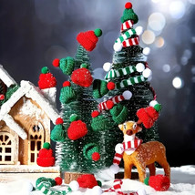 Dollhouse Christmas Knit Hat and Scarf Set 1/12 Scale Brilliant Colors - $63.22 MXN